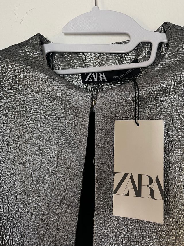 Chaqueta Zara Plateada Texturizada