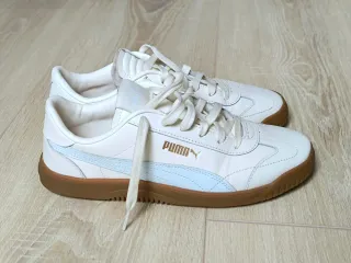 Zapatillas PUMA Club 5v5 Talla 39