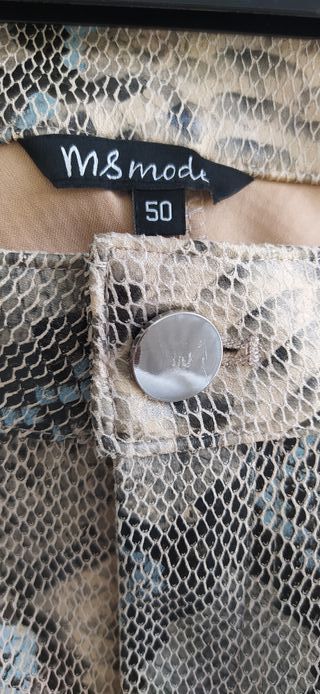Pantalón efecto piel serpiente nuevo