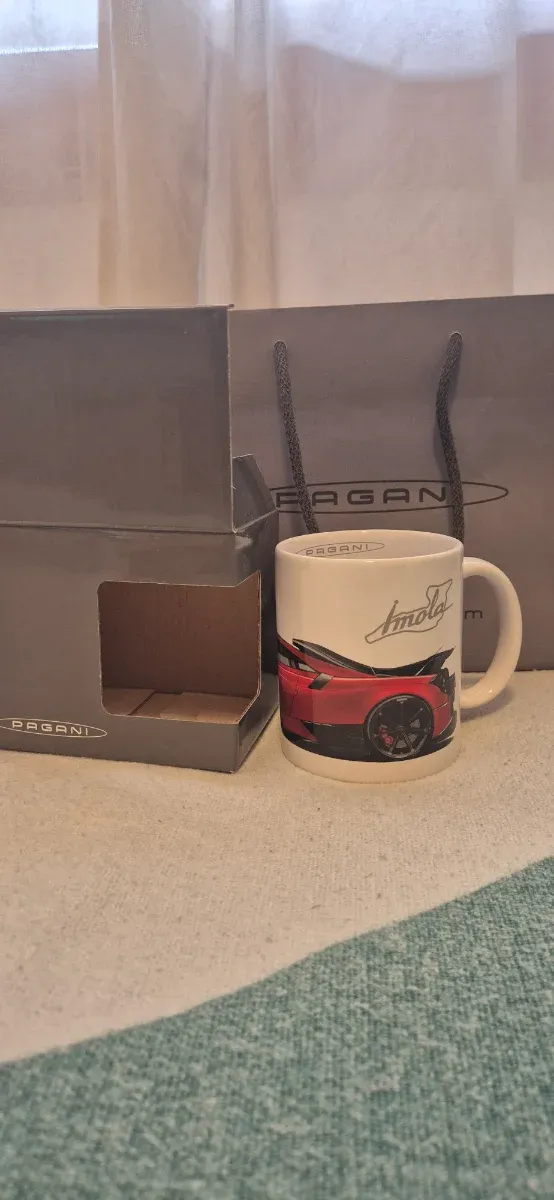 Pagani Huayra Imola taza original