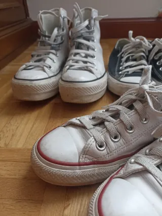Tres pares de deportivas Converse Talla 39