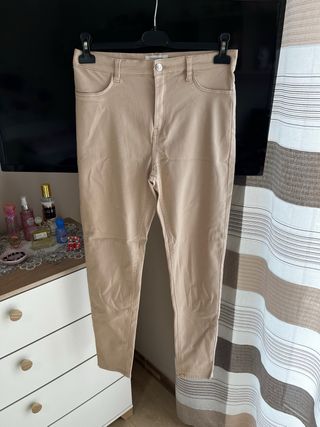 Pantaloni skinny Terranova beige