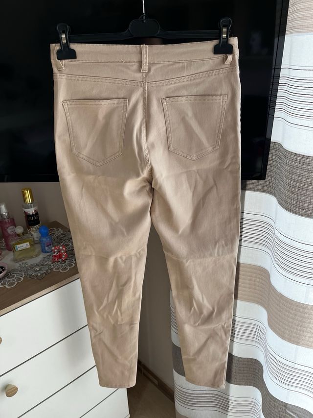 Pantaloni skinny Terranova beige