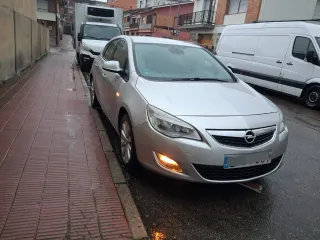 Opel Astra 2009