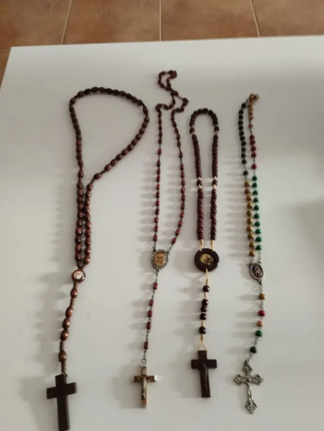 Set di rosari vari