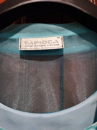 Vestido y chaqueta azul floral T.46