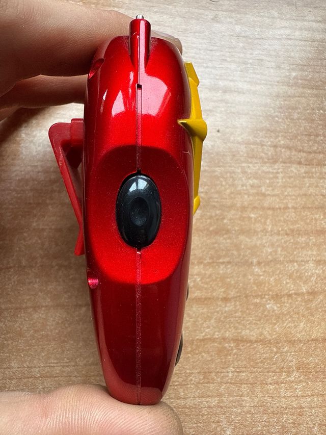 Digivice Rojo y Negro digimon