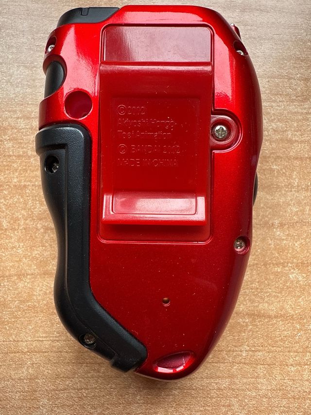 Digivice Rojo y Negro digimon