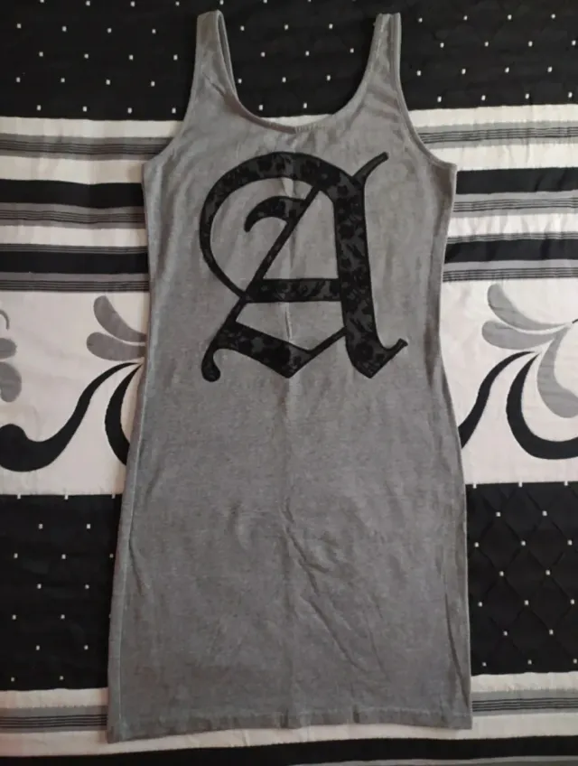 Vendo 2 vestiti da donna taglia S