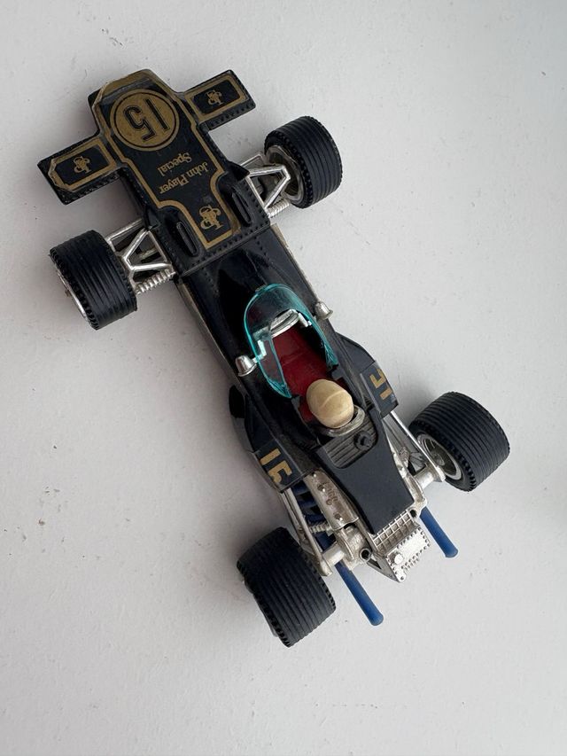 Coches Lotus Escala Antiguos