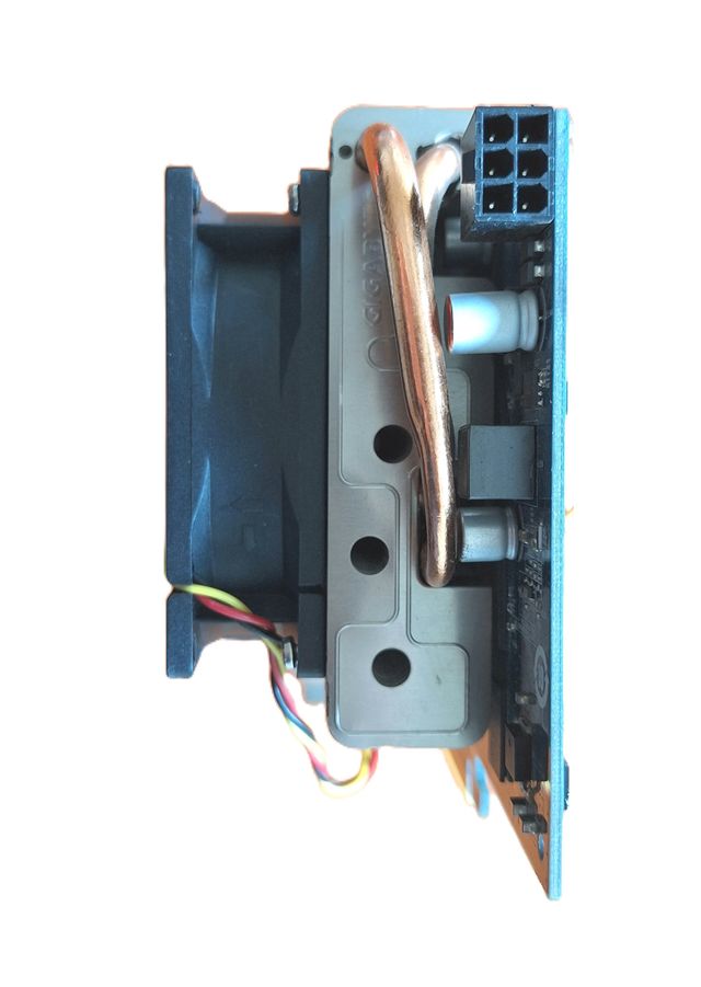 Tarjeta Gráfica Gigabyte GV-NX96T1GHP Nvidia 9600