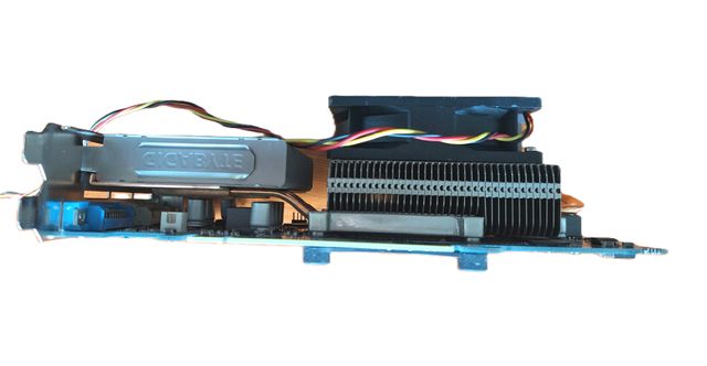 Tarjeta Gráfica Gigabyte GV-NX96T1GHP Nvidia 9600