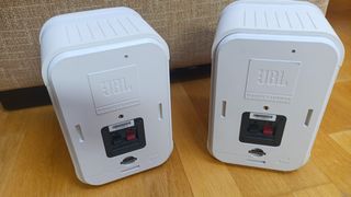 JBL Control 1 Pro Altavoces Blancos (Par)