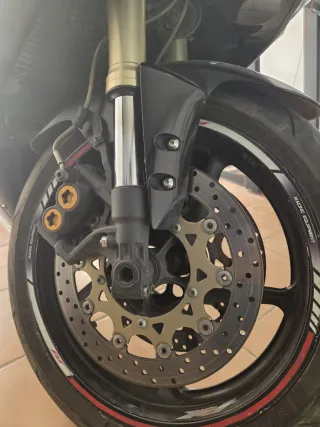 MOTO DEPORTIVA Yamaha R1