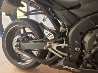 MOTO DEPORTIVA Yamaha R1