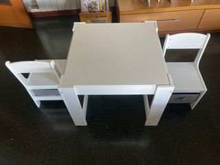 Mesa infantil madera con 2 sillas