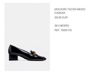 Mocasines Zara Negros con Cadena Dorada