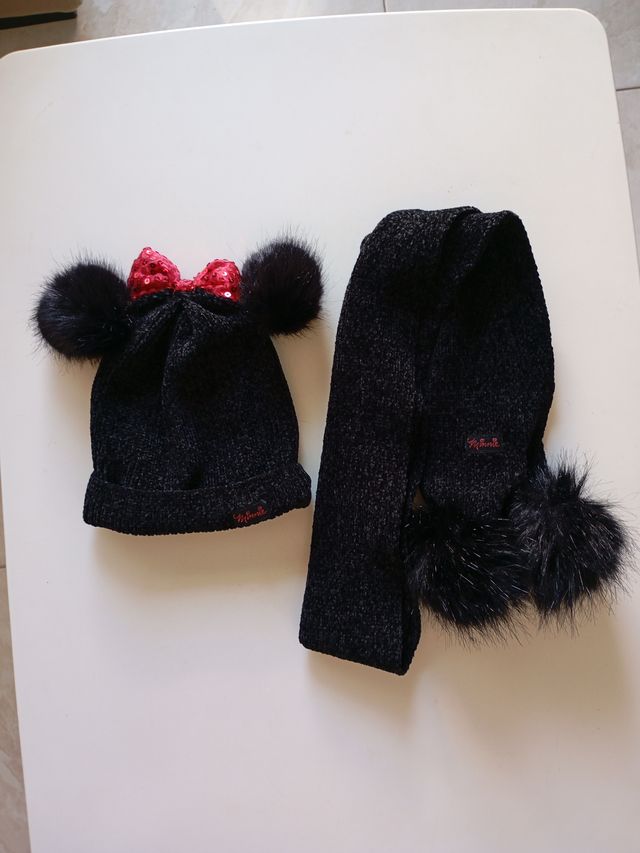 Gorro y bufanda Minnie Mouse negra