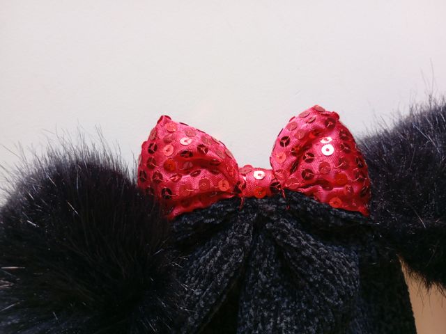 Gorro y bufanda Minnie Mouse negra