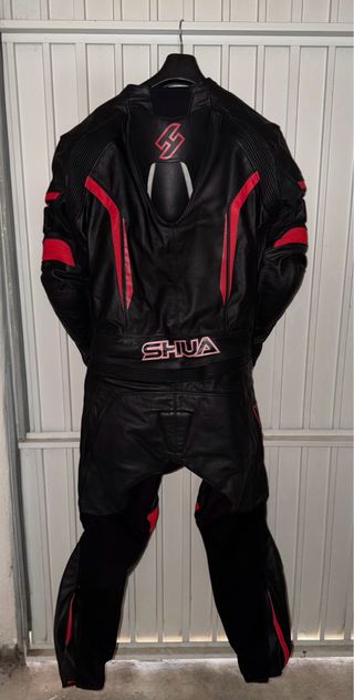 Mono SHUA 2PC Negro/Rojo EU 56