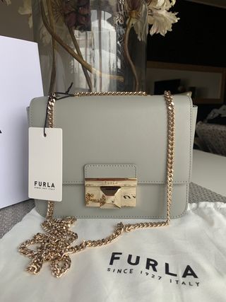 Bolso Furla Piel. A estrenar. PVP 307€.