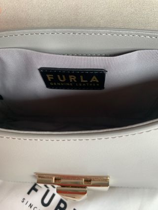 Bolso Furla Piel. A estrenar. PVP 307€.