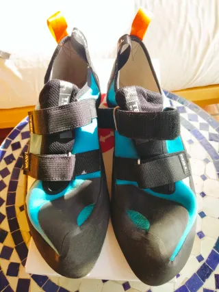 Pies de gato Tenaya Tanta T.45