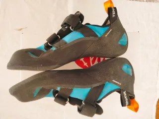 Pies de gato Tenaya Tanta T.45