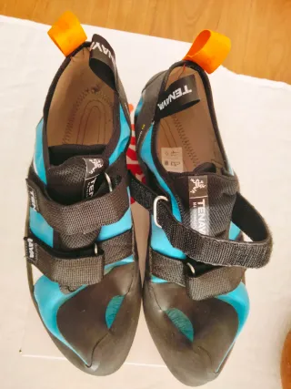 Pies de gato Tenaya Tanta T.45