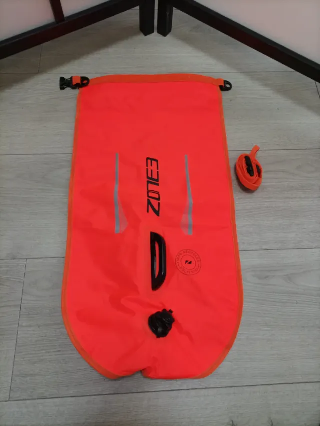 Boya natación Zona 3 y bolsa seca