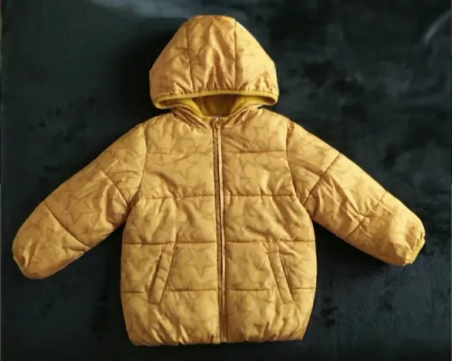 Vendo impermeabile+giacca per bambino taglia 3-4 anni