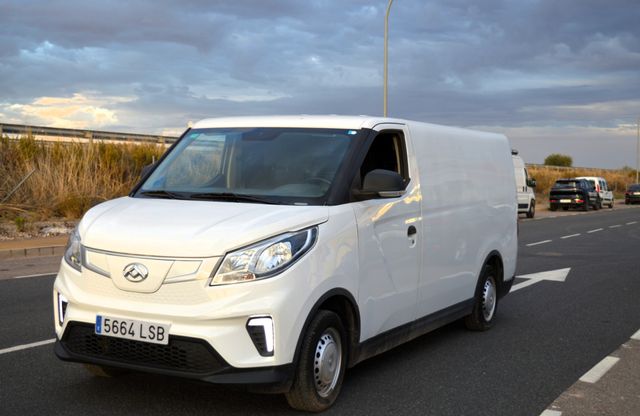 MAXUS eDeliver 3 SWB 35kWh