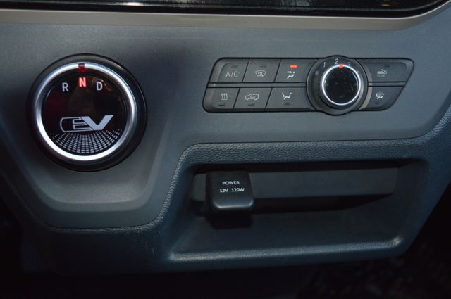 MAXUS eDeliver 3 SWB 35kWh