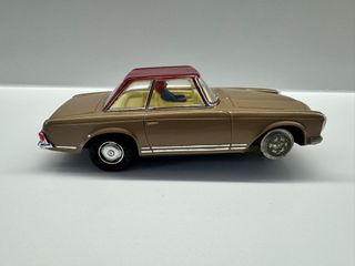 Scalextric Mercedes 250SL C-32 Beige