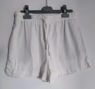 Pantalón corto blanco Stradivarius