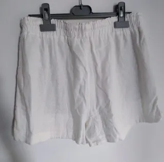 Pantalón corto blanco Stradivarius