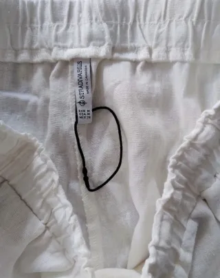 Pantalón corto blanco Stradivarius