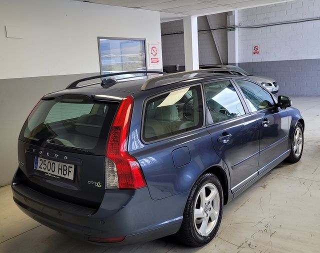 Volvo V50 2011