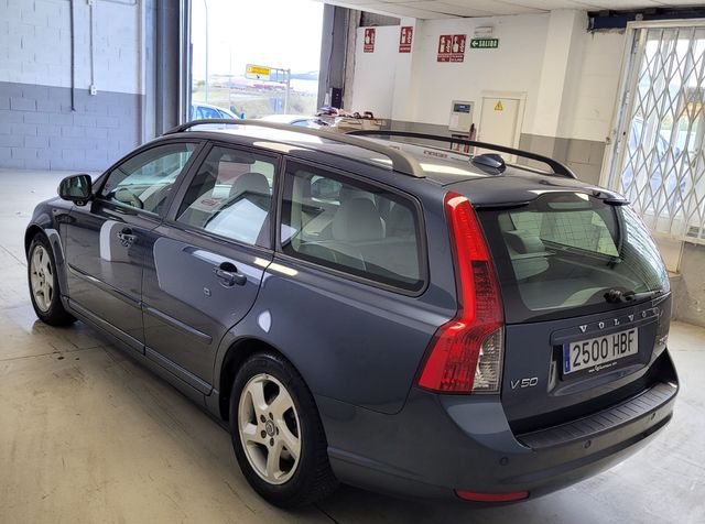 Volvo V50 2011
