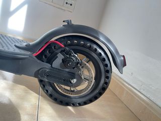 Patinete Eléctrico Xiaomi M365 (Con Cargador)