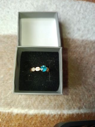Anillo Oro 14k con Piedra Azul