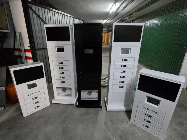 i-charge Estación de Carga Vending