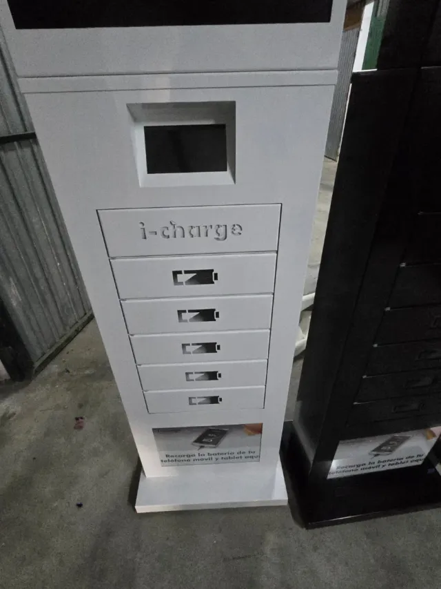 i-charge Estación de Carga Vending