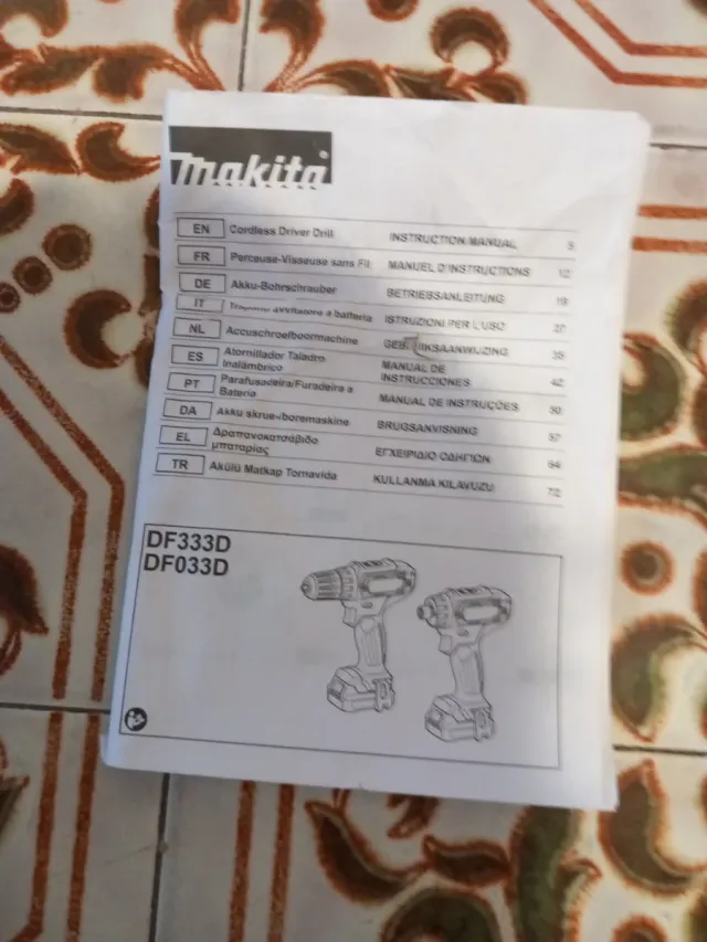 Taladro Inalámbrico Makita DF333DZ