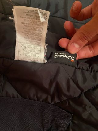 Chaqueta Carhartt Negra con Capucha