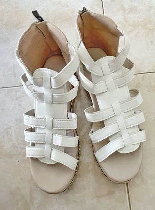 Sandalias cuña beige/blancas talla 38