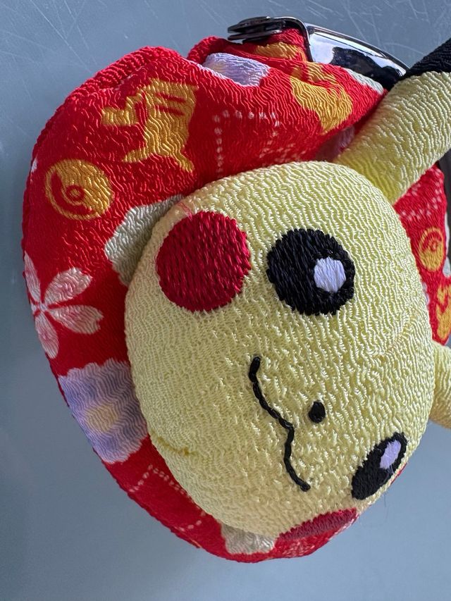 Pikachu Pokémon monedero estilo japonés kimono