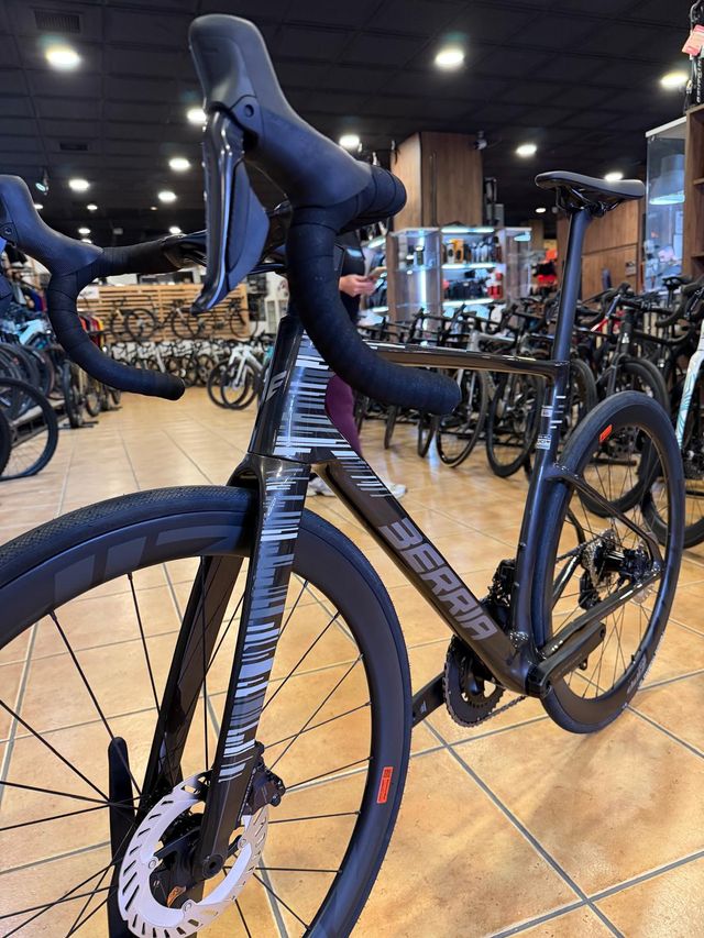 Bicicleta BERRIA BELADOR PRO ULTEGRA DI2