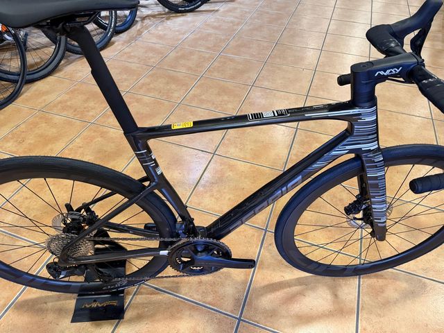 Bicicleta BERRIA BELADOR PRO ULTEGRA DI2