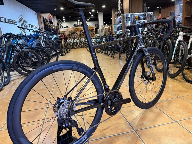 Bicicleta BERRIA BELADOR PRO ULTEGRA DI2